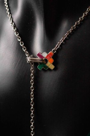 Büstenkopf schwarz mit Edelstahl Wickelkette und Echtsilber Anhänger